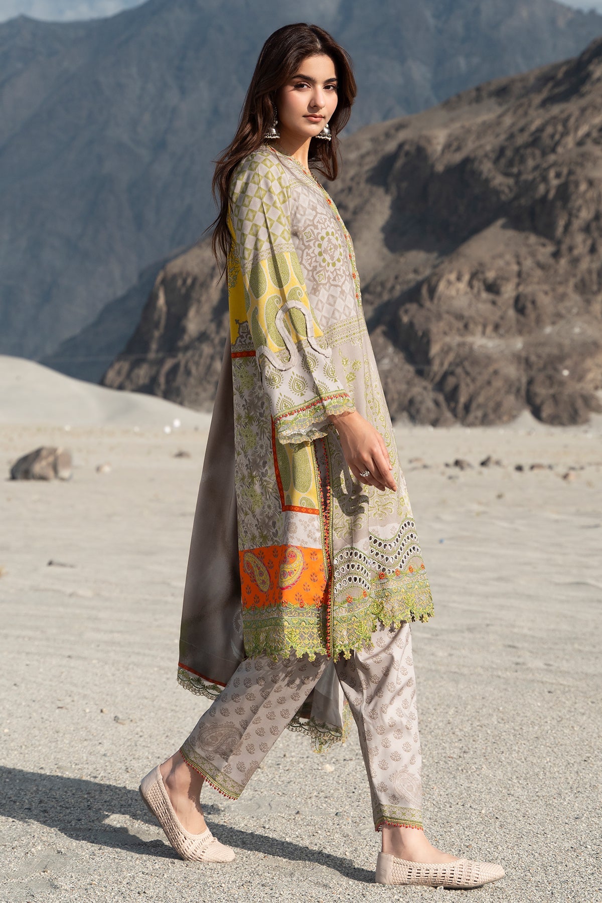 BR Charizma Combination Linen`26 D#19