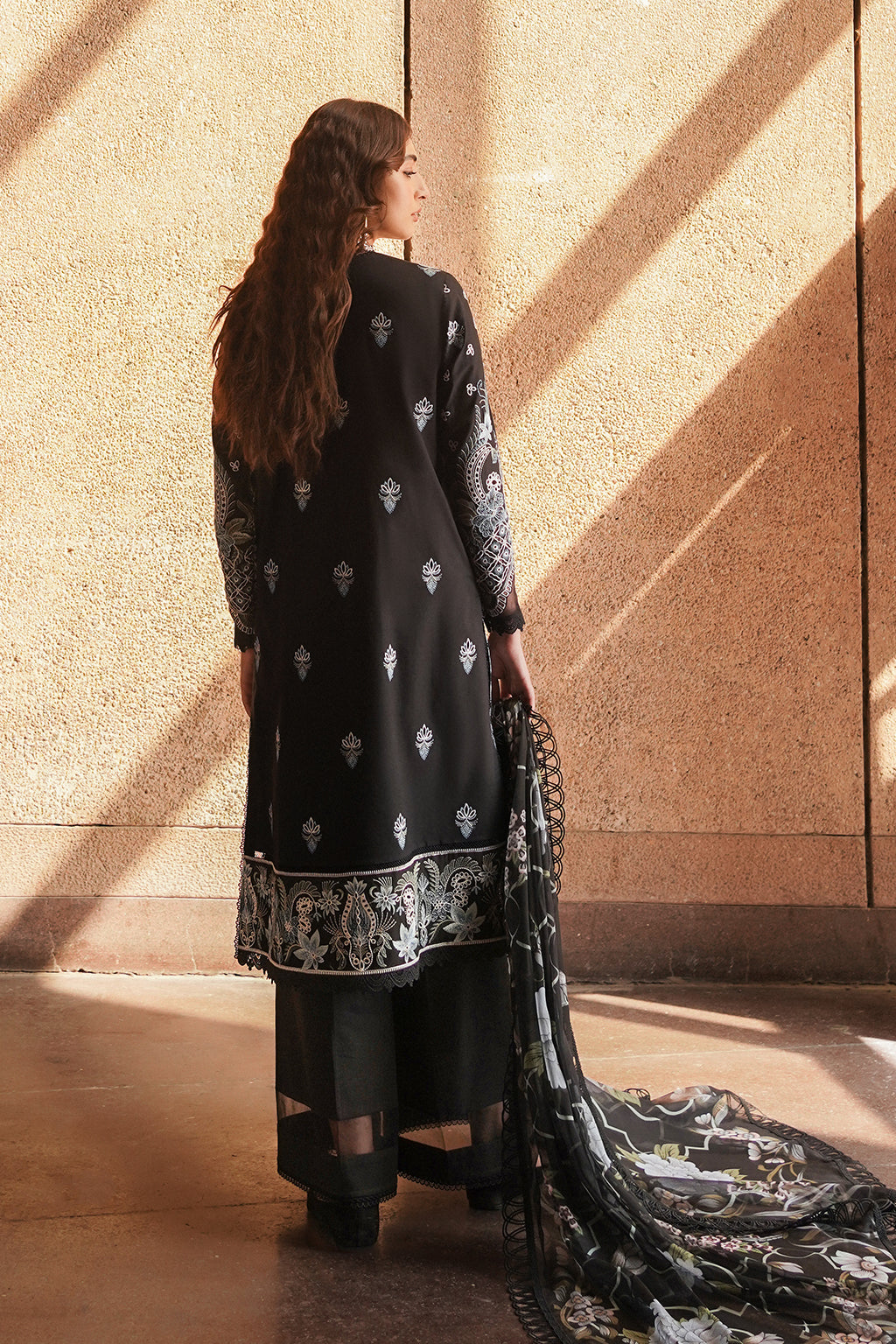 Afrozeh Festive C/Kari Lawn`24 D#05 Caviar