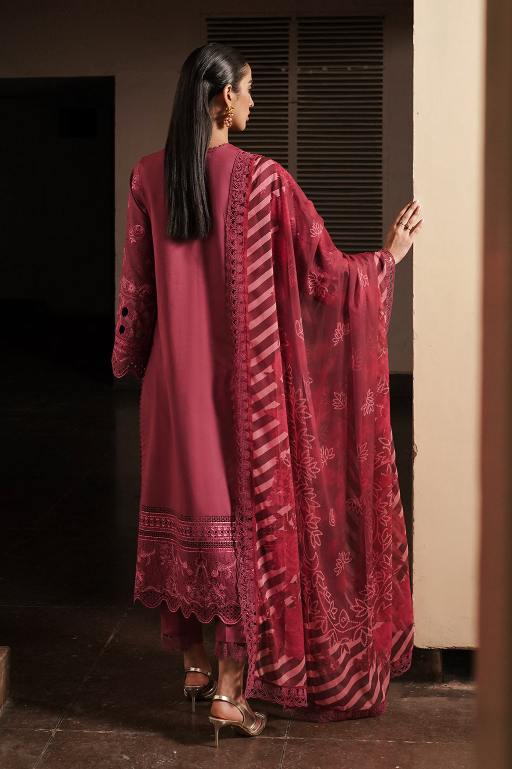 Afrozeh Festive C/Kari Lawn`24 D#09 Cordovan