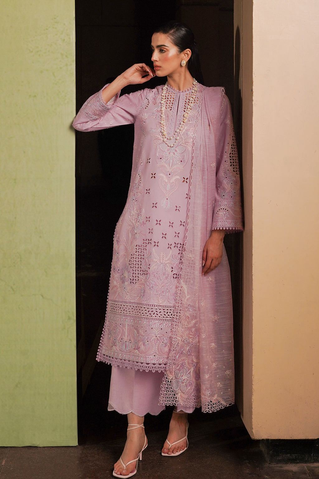 Afrozeh Festive C/Kari Lawn`24 D#10 Thistle