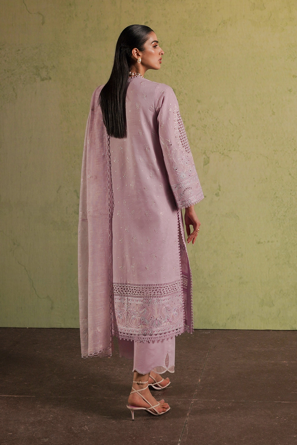 Afrozeh Festive C/Kari Lawn`24 D#10 Thistle