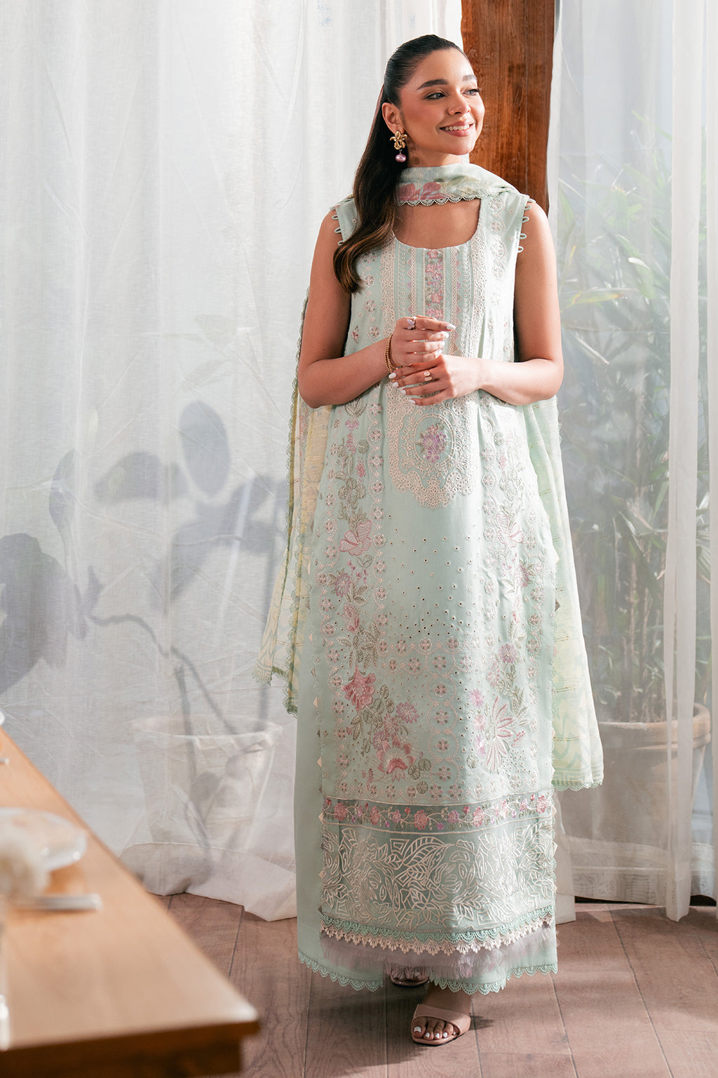 Neeshay Symphony Lawn'25 (Minty)