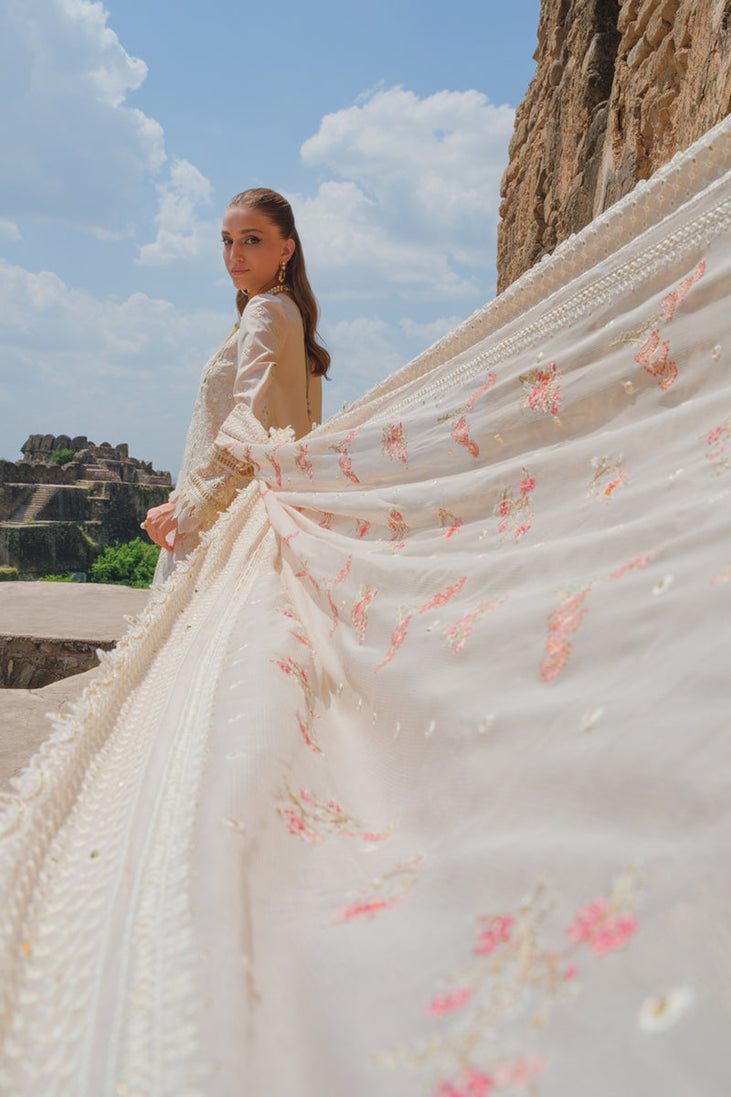 Qalamkar Luxury Lawn`23 D#4