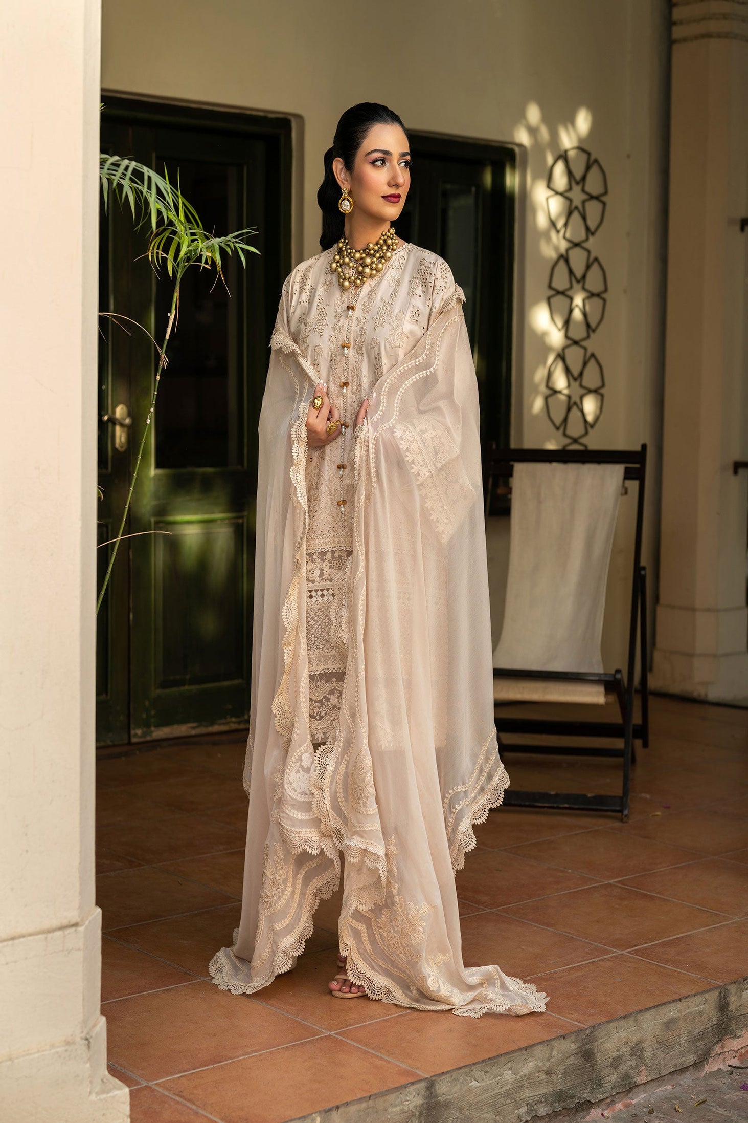 Maryam Hussain Unstitched Luxury Lawn`25 (Raya)