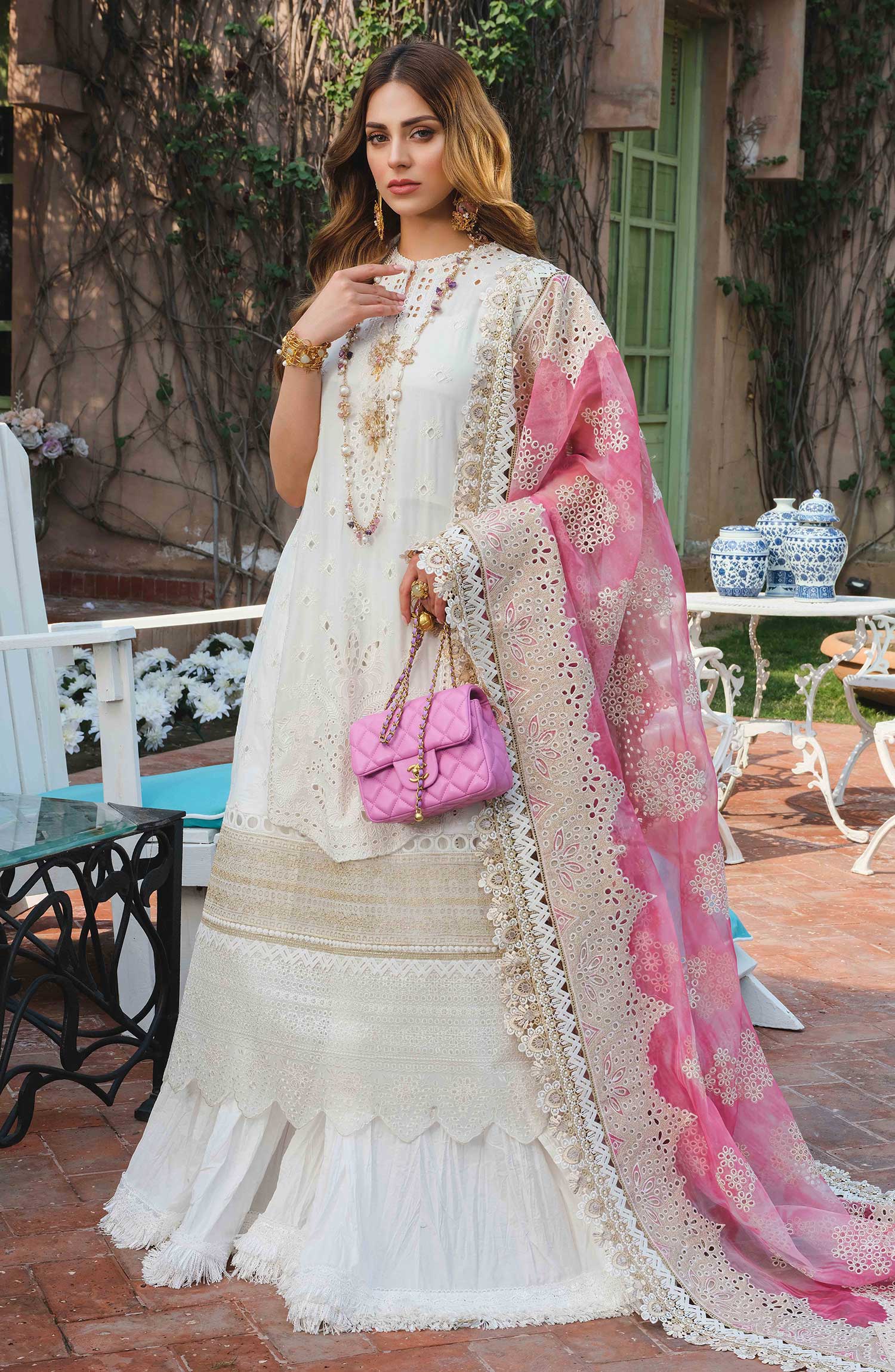 Maryum &amp; Maria Luxury Lawn`22 D#33