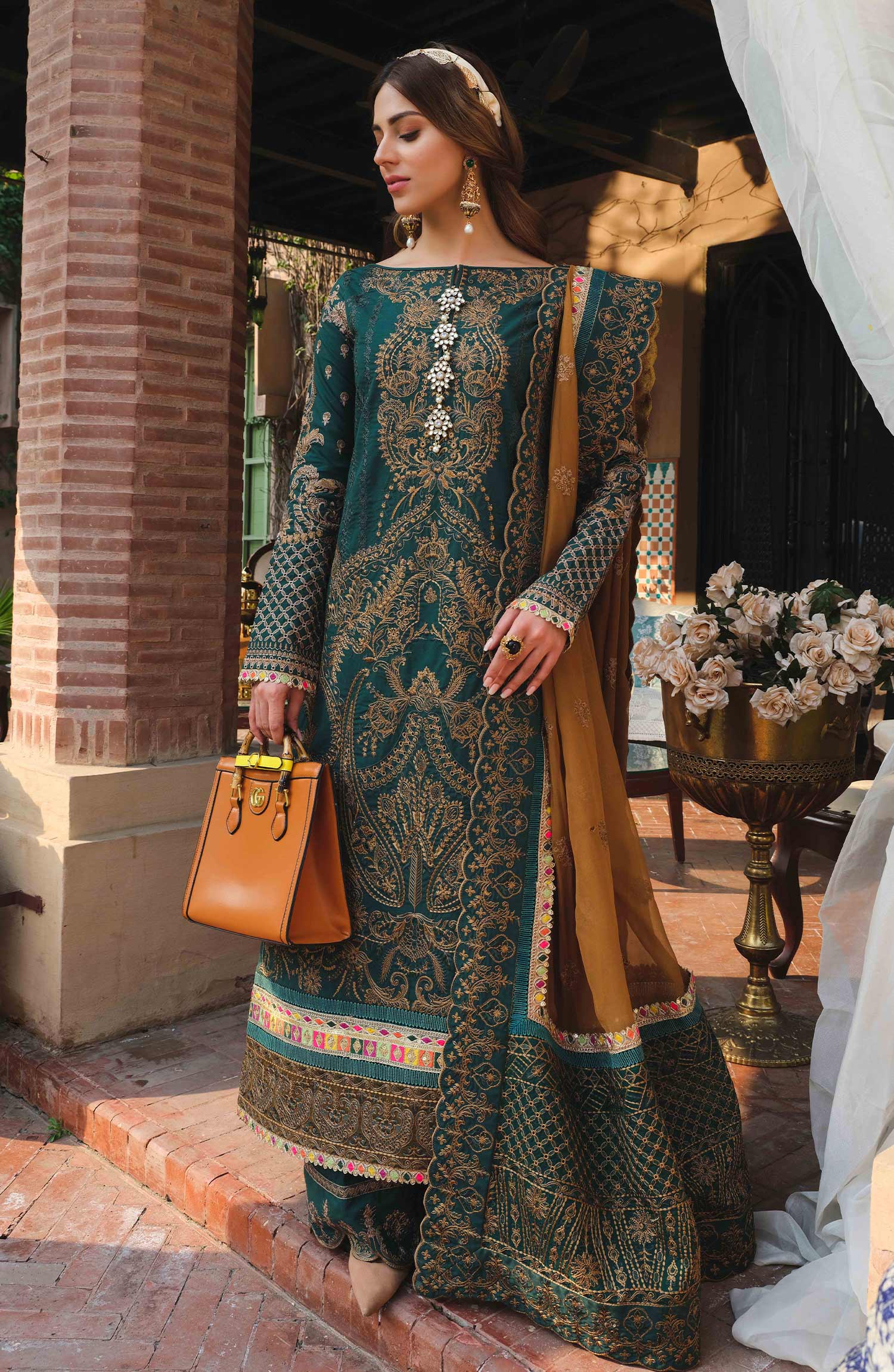 Maryum &amp; Maria Luxury Lawn`22 D#31