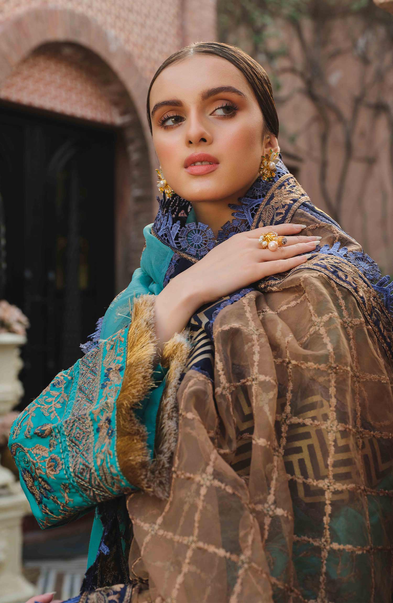Maryum &amp; Maria Luxury Lawn`22 D#34