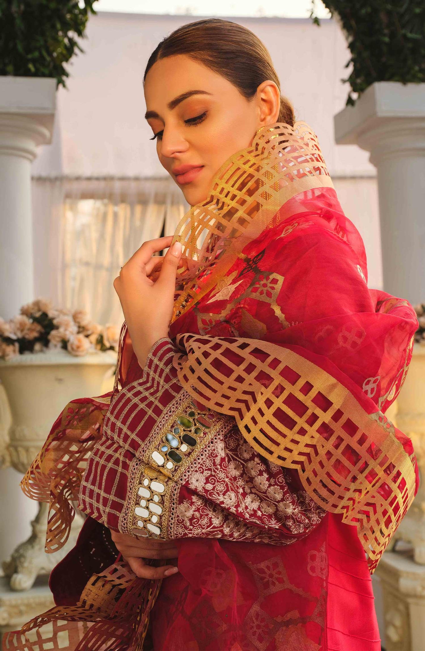 Maryum & Maria Luxury Lawn`22 D#36