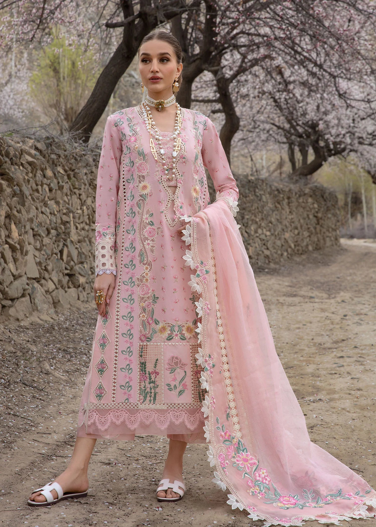 CRIMSON LAWN 2024 D#5B (Believe In Her - Blush Pink)