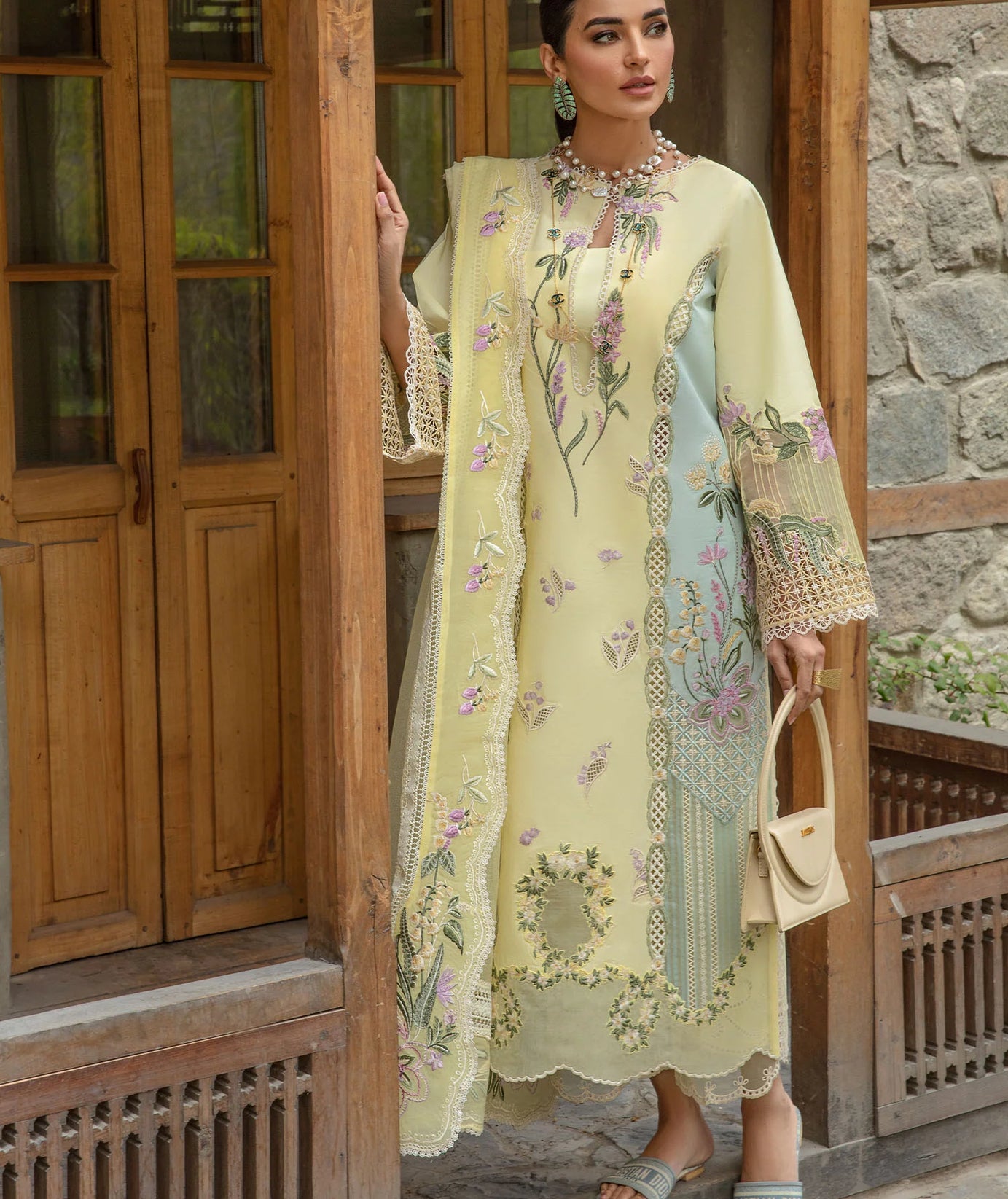 CRIMSON LAWN 2024 D#6B (Sun Kissed - Lemon)