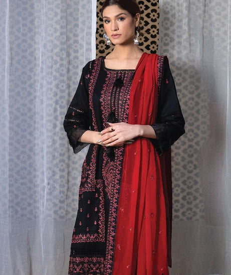 Sanam Saeed Rawayat Lawn`23 D#03