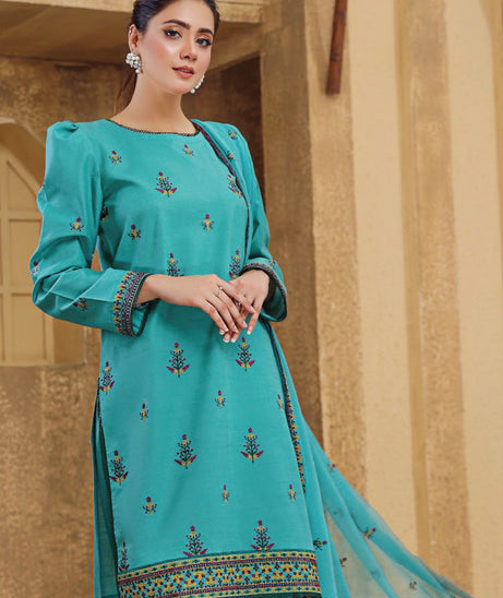 Sanam Saeed Rung Emb Lawn`23 D#06
