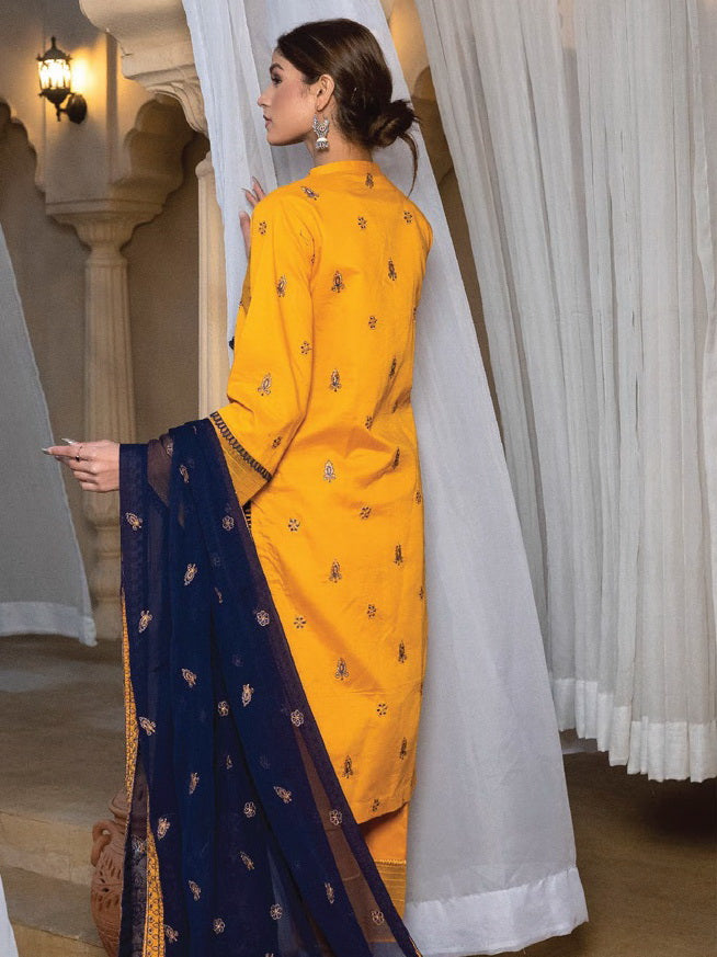 Sanam Saeed Rawayat Lawn`23 D#10