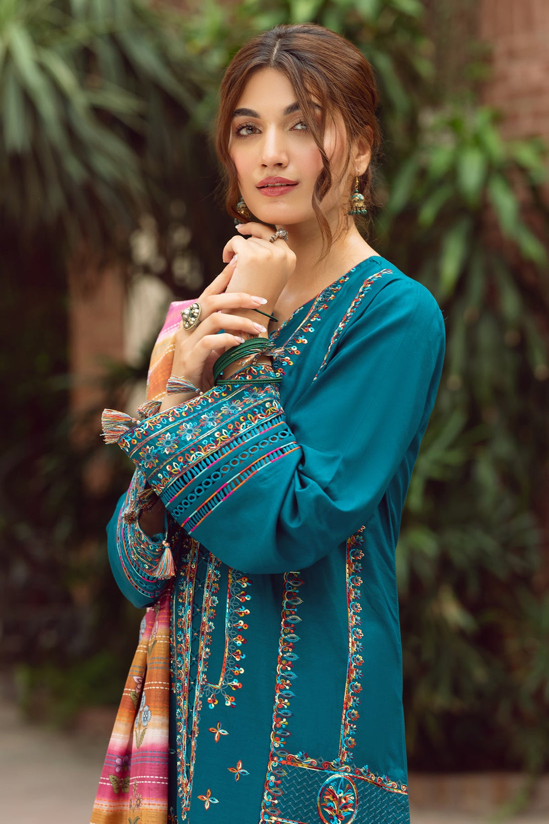 Jazmin Iris Lawn SS`23 D#08 (GRETA)