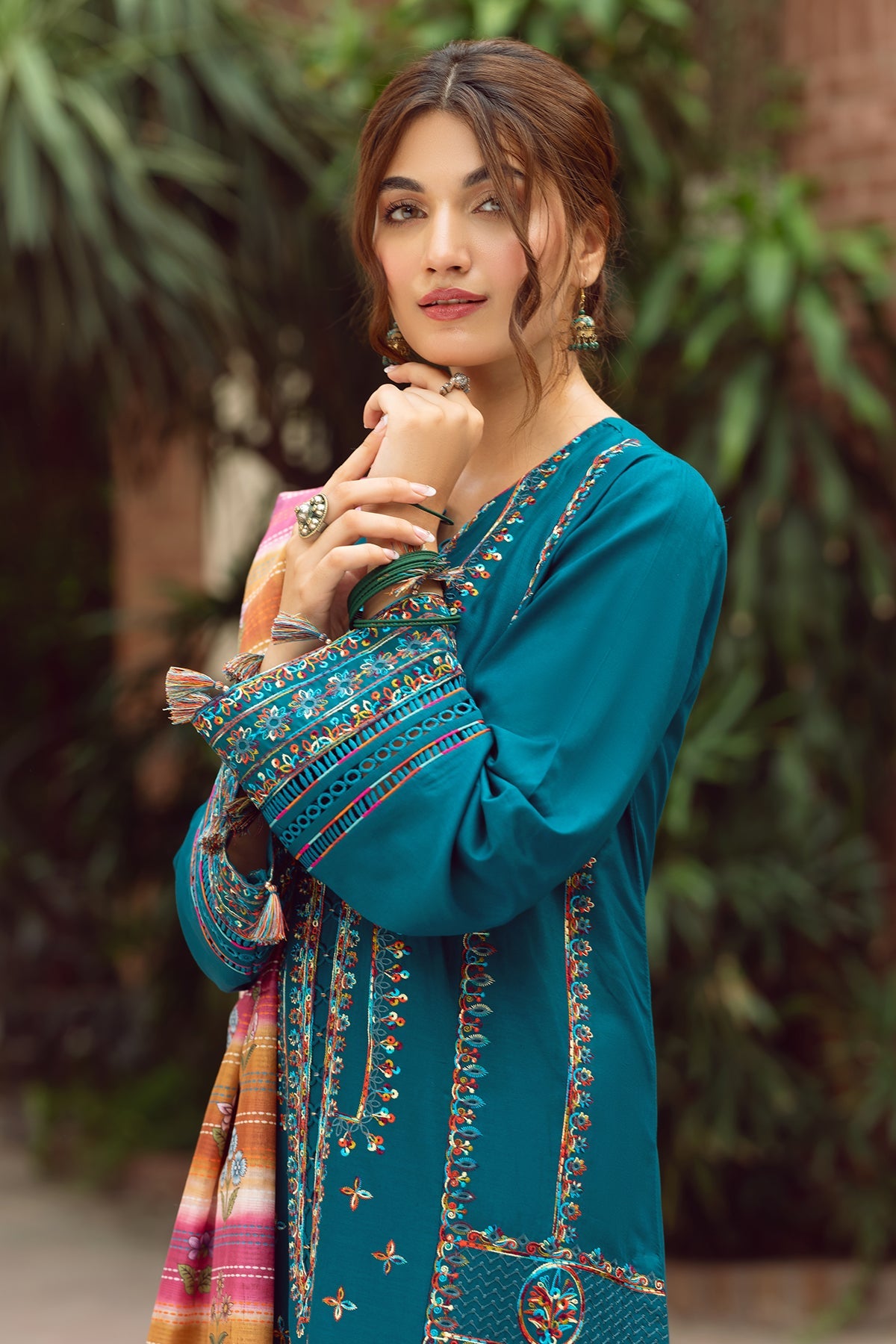 Jazmin Iris Lawn SS`23 D#08 (GRETA)