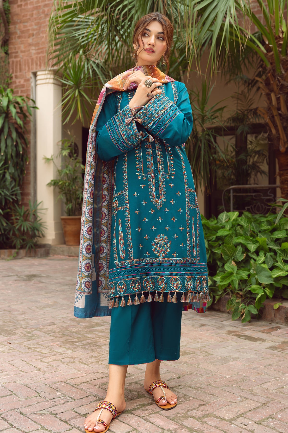 Jazmin Iris Lawn SS`23 D#08 (GRETA)