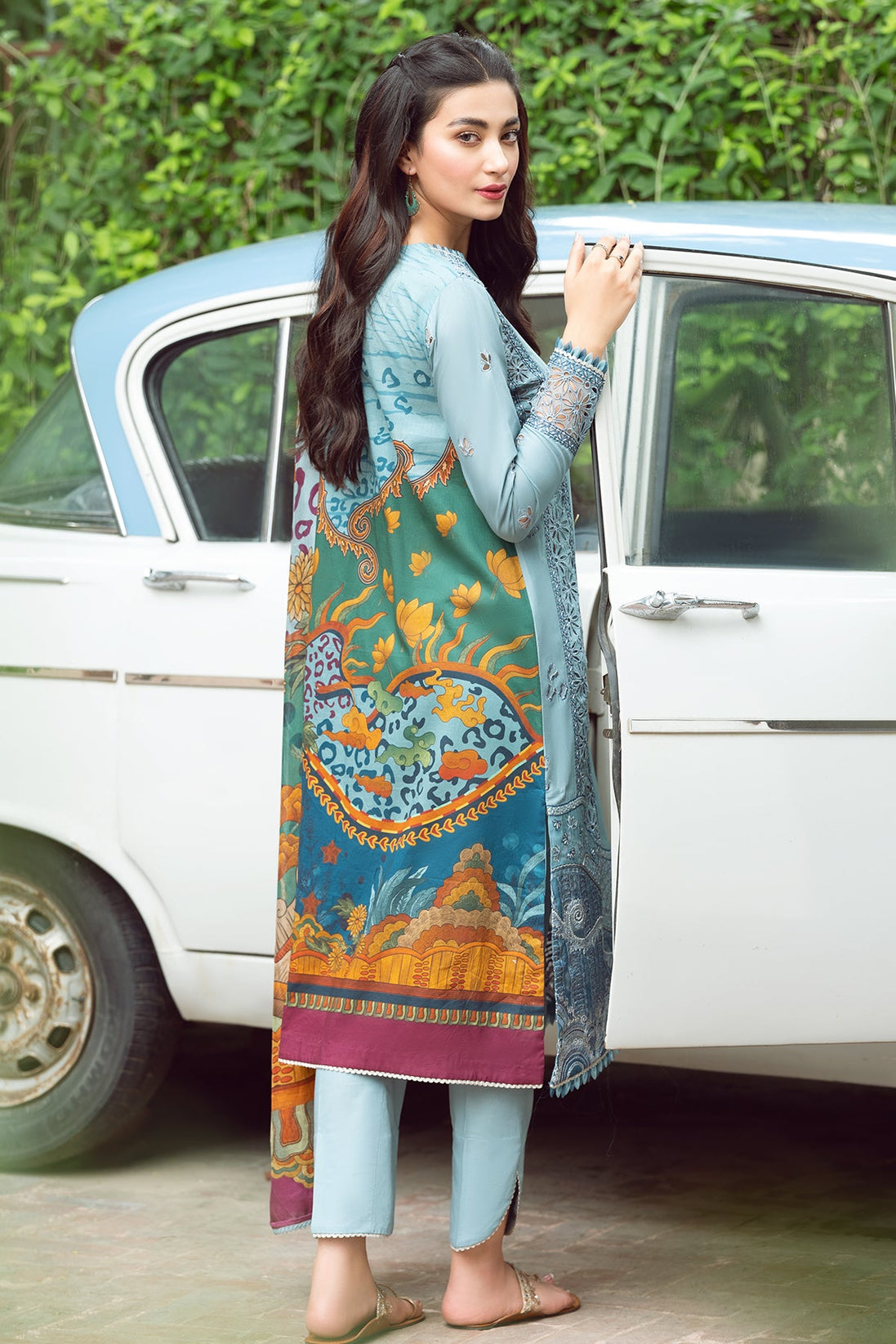 Jazmin Iris Lawn SS`23 D#04 (ROMY)