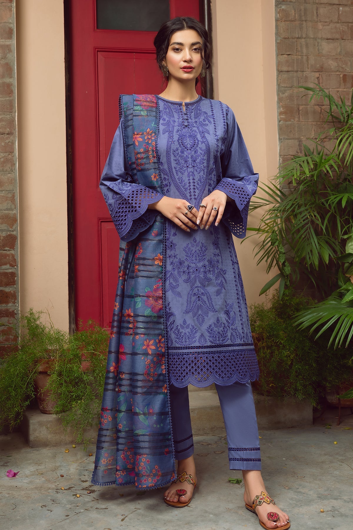 Jazmin Iris Lawn SS`23 D#05 (PHLOX)