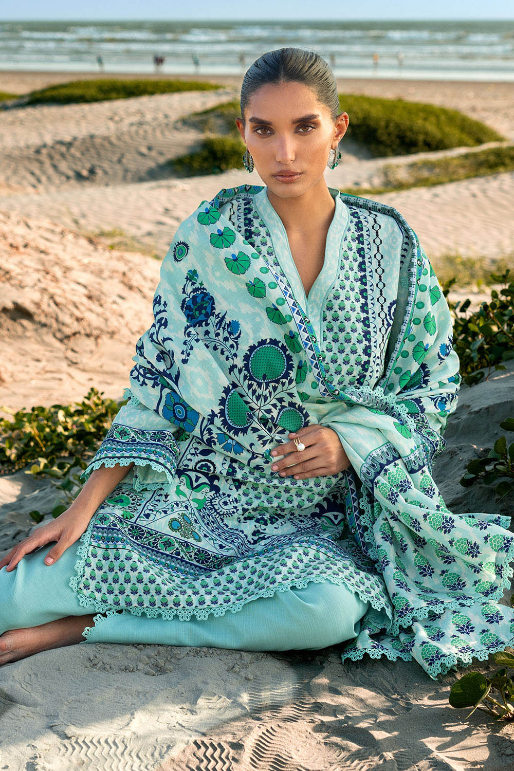 Gul Ahmed Winter`25 SC#52005