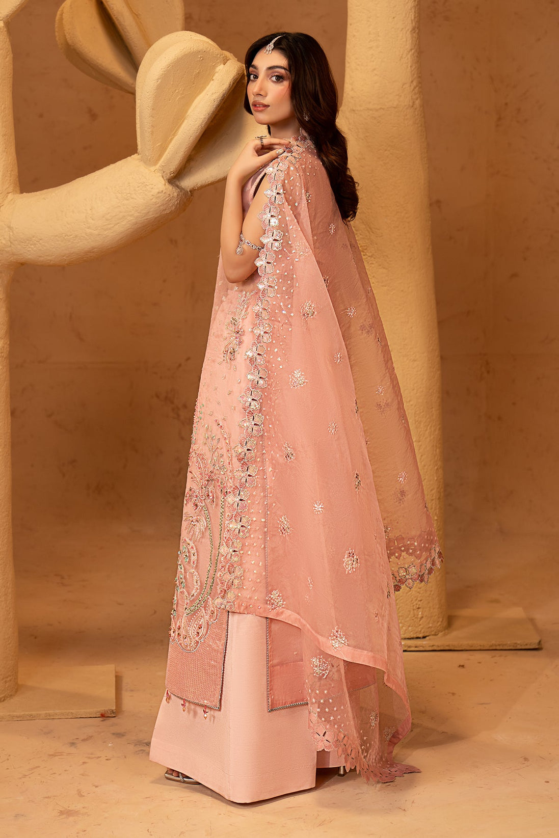 Maryam`s Noir Luxe`26 D#1508