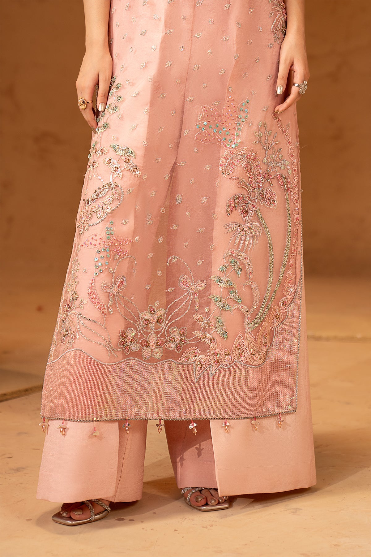 Maryam`s Noir Luxe`26 D#1508