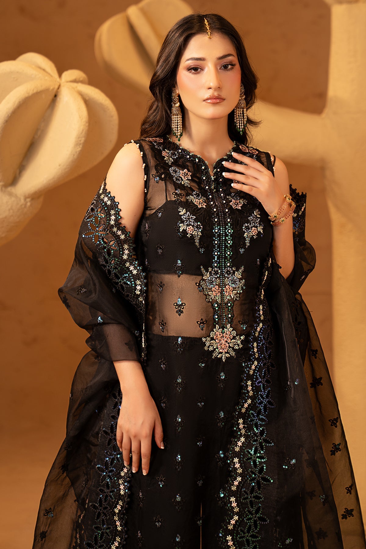 Maryam`s Noir Luxe`26 D#1504