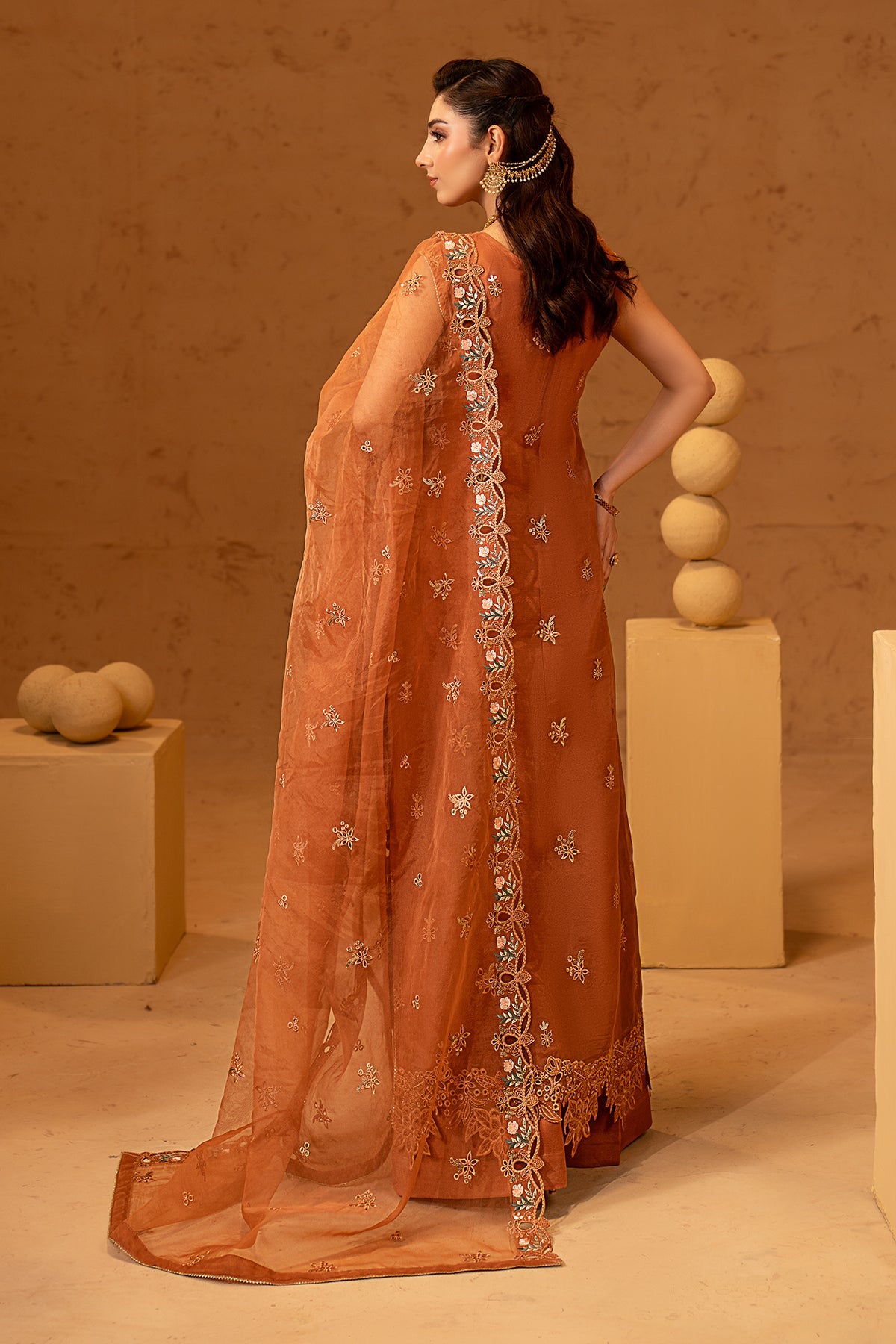Maryam`s Noir Luxe`26 D#1503
