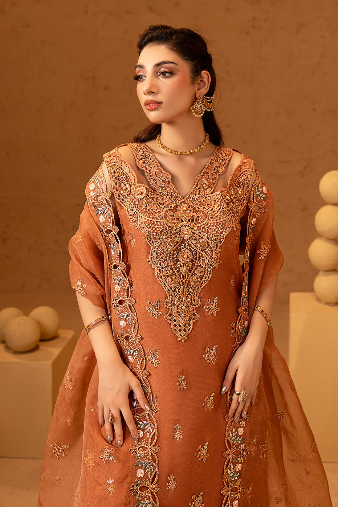 Maryam`s Noir Luxe`26 D#1503