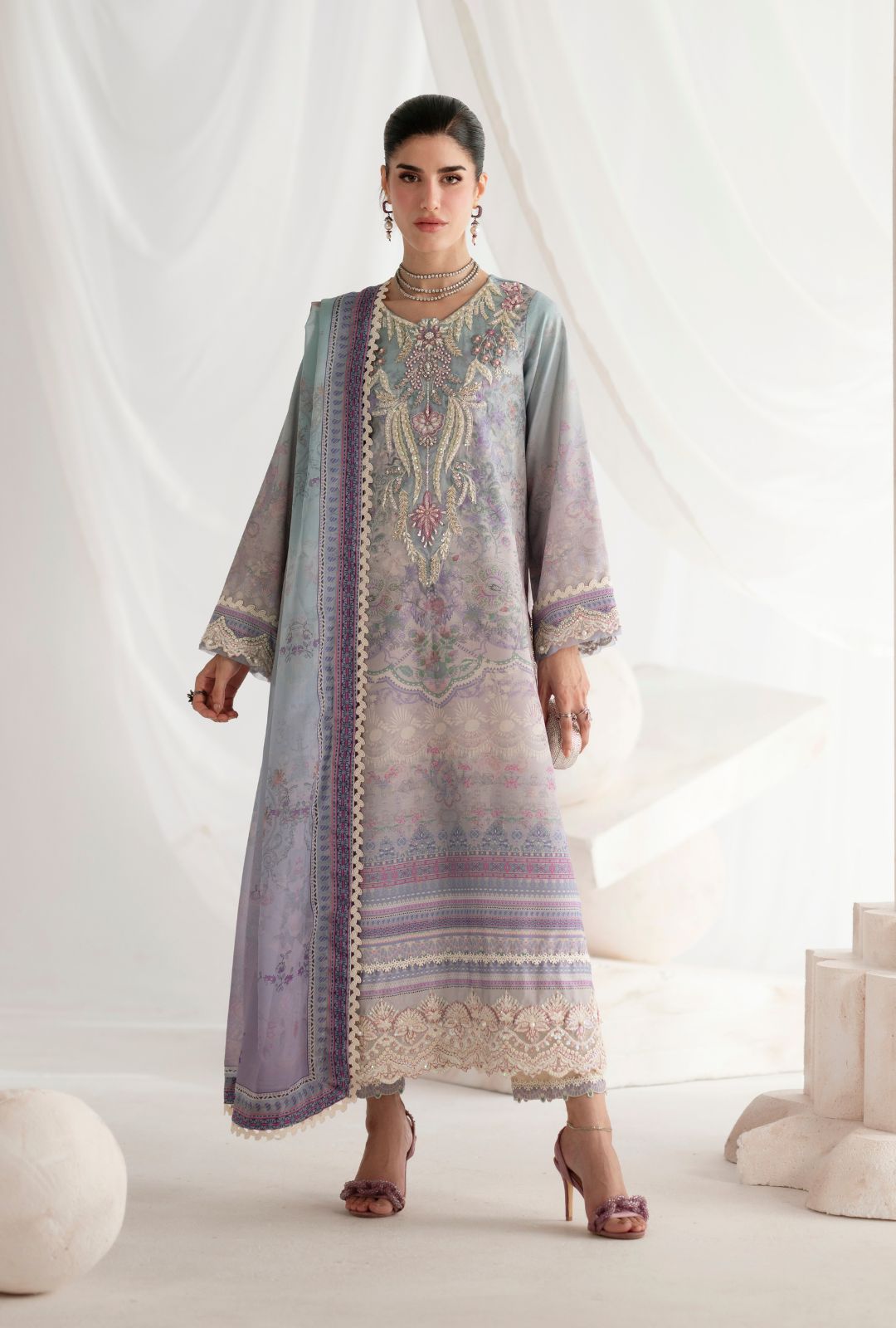 AJR Garden Whispers Silk`25 D#7