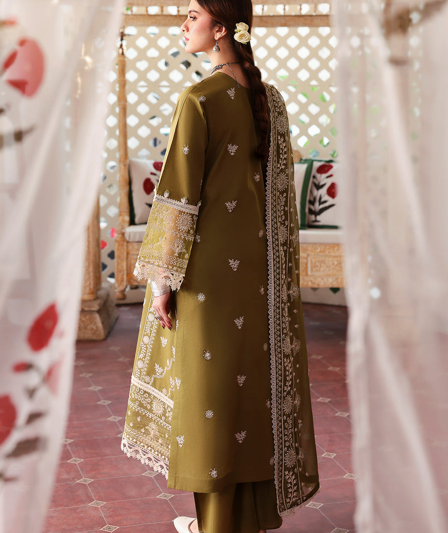 Mahnur Aangan Emb Lawn`25 D#07 ELANIA
