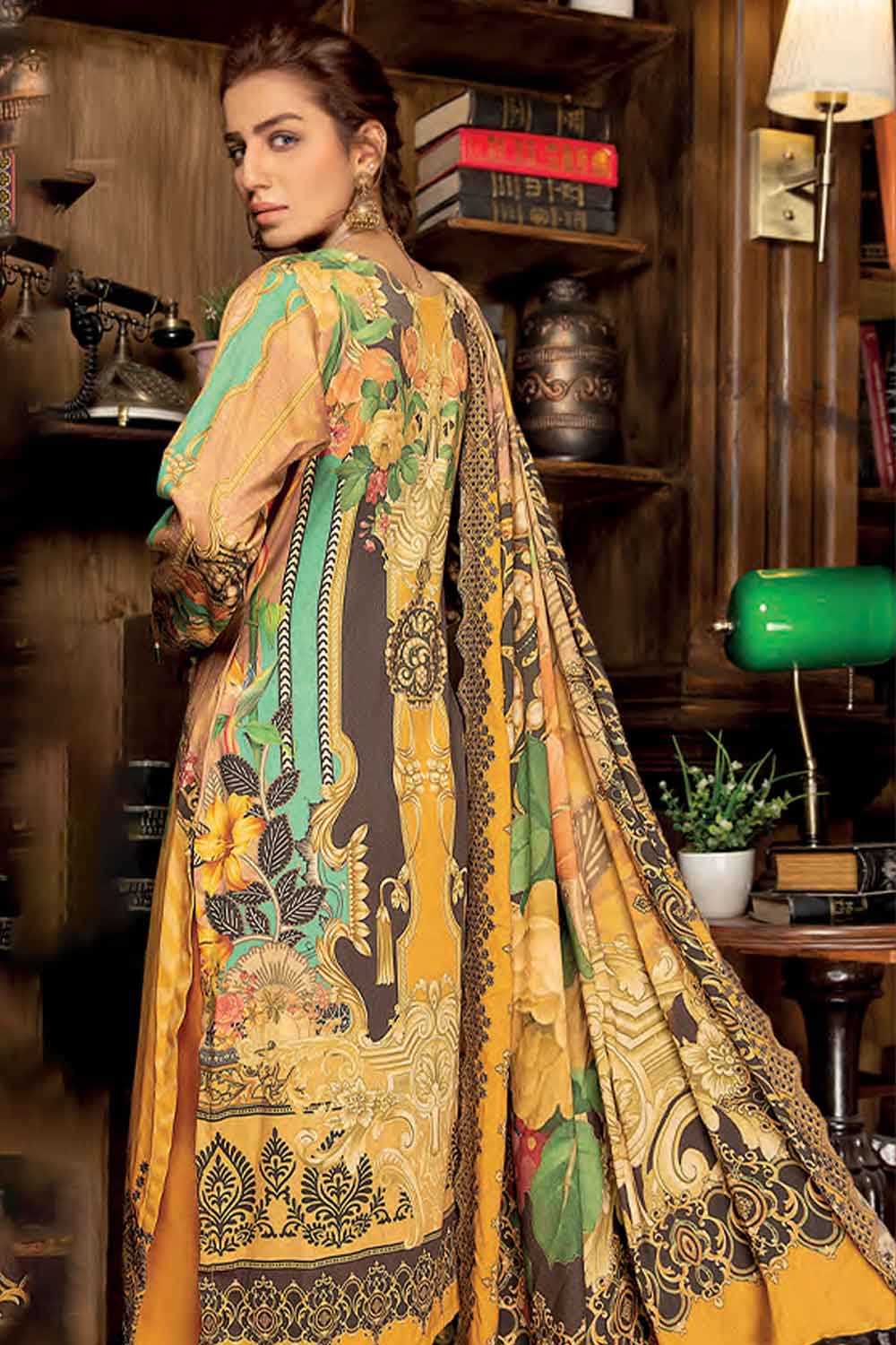 Elegant Anitque Emb Shawl'21 D#8