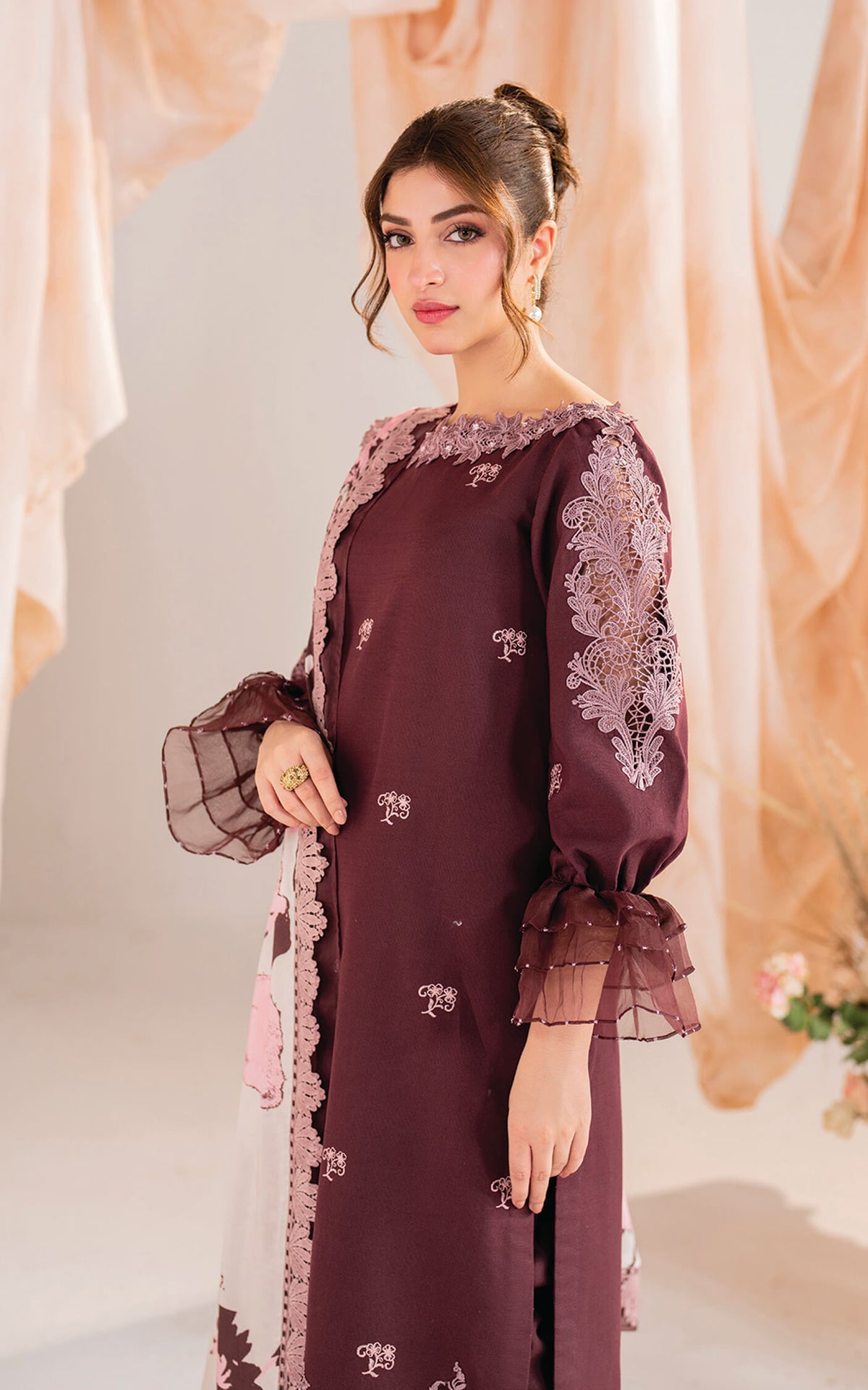 Asifa & Nabeel Meraki Winter'24 Vol-1 MW#12