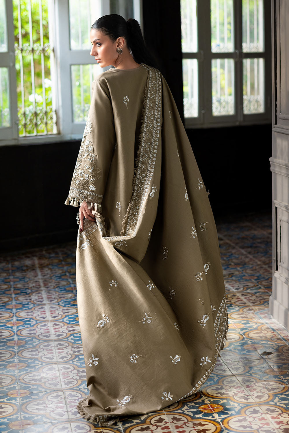 Gul Ahmed Winter`25 K#52015