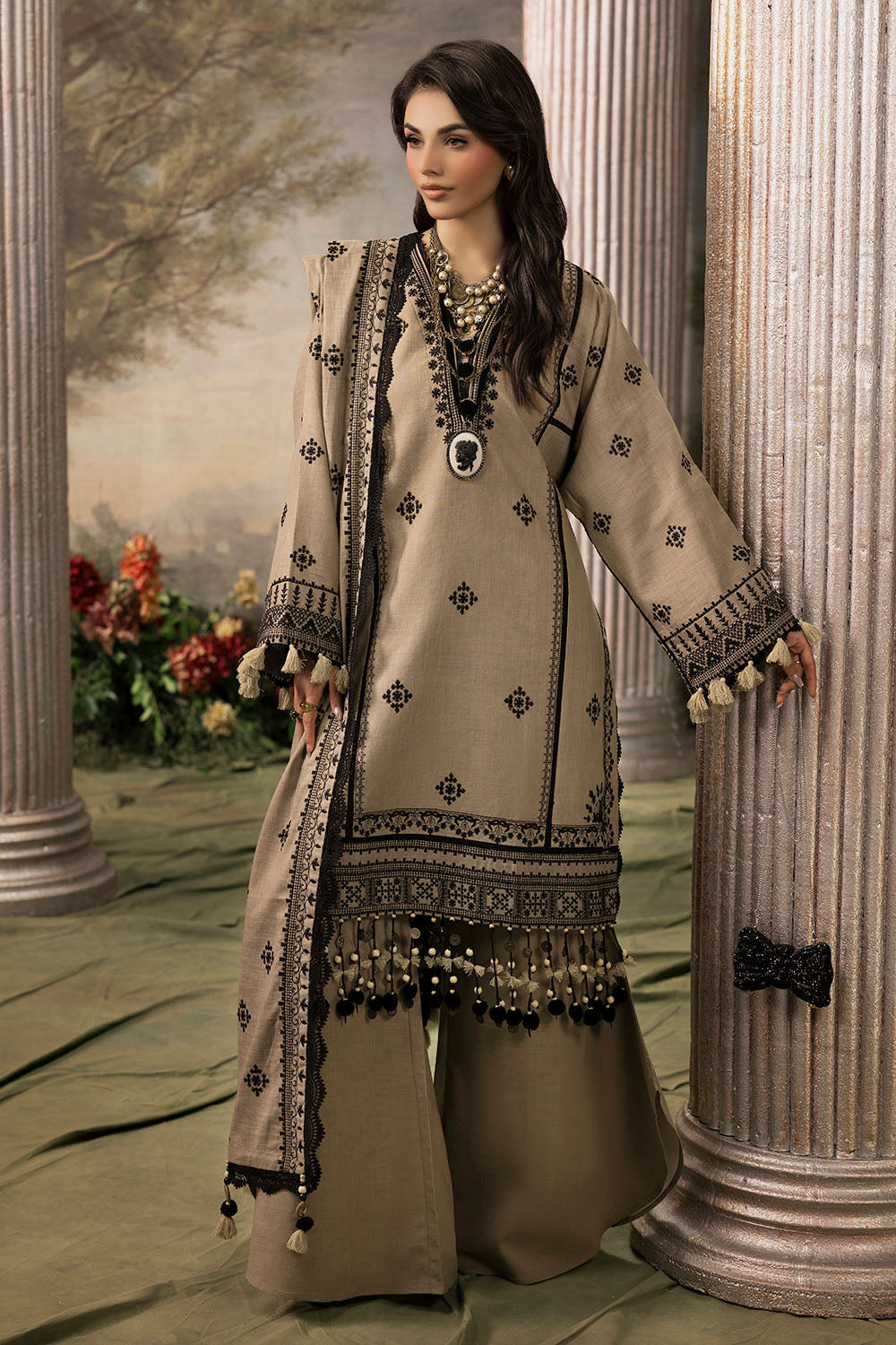 Gul Ahmed Winter`25 K#52030