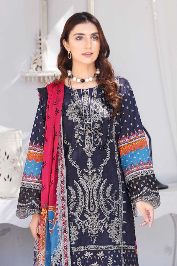 Esha Eman Emb Luxury Lawn`22 D#103