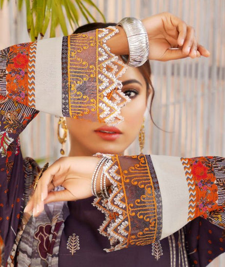 Esha Eman Emb Luxury Lawn`22 D#106