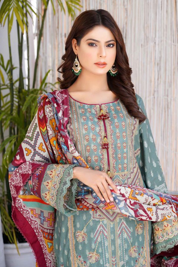 Esha Eman Emb Luxury Lawn`22 D#111-B