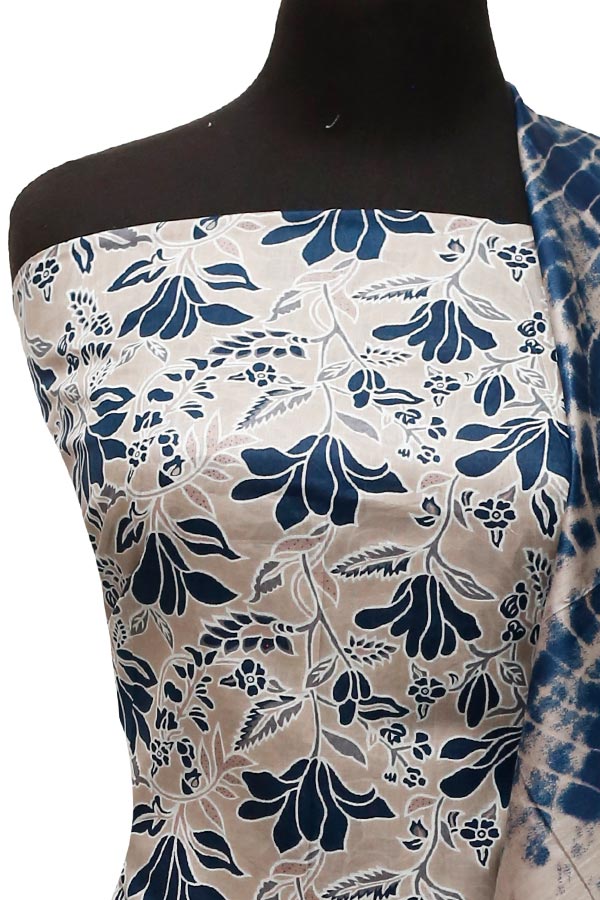 Friha &amp; Farha Naz Lawn`22 D#821 Grey