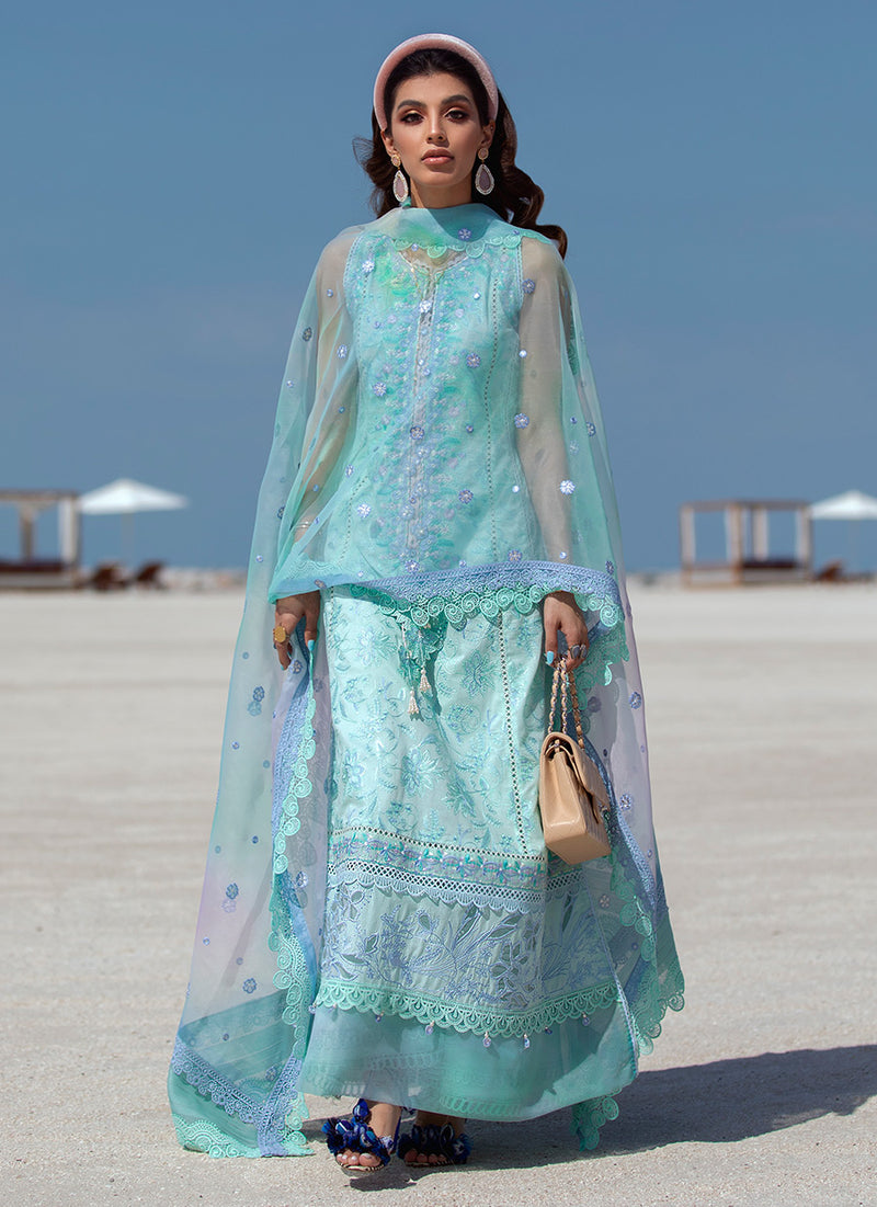 Farah Talib Aziz Lawn`22 D#09