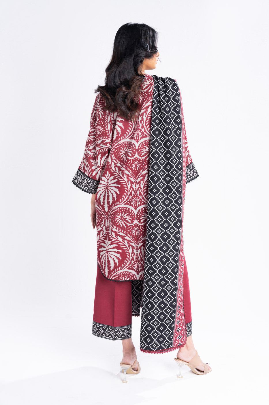 Al-Karam Winter Collection'24 FW#15 (Maroon)