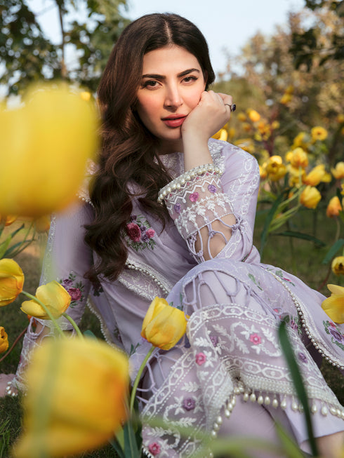 Parishay Luxury Lawn`23 D#02