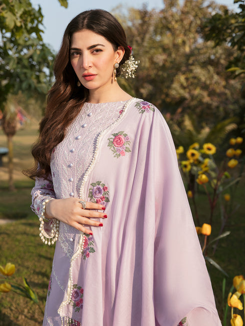 Parishay Luxury Lawn`23 D#02