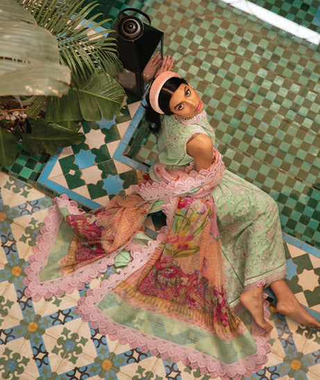 Farah Talib Aziz Lawn`23 D#01