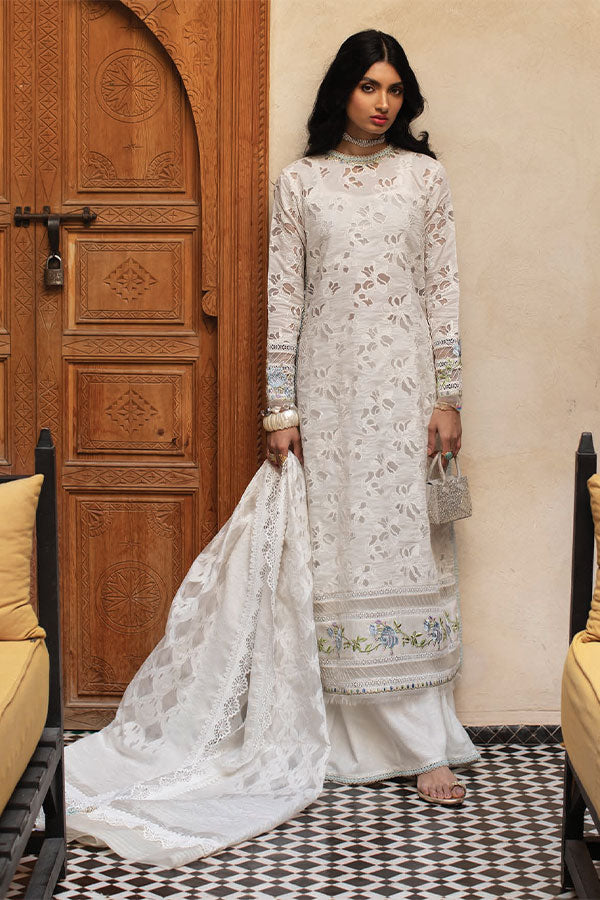 Farah Talib Aziz Lawn`23 D#06