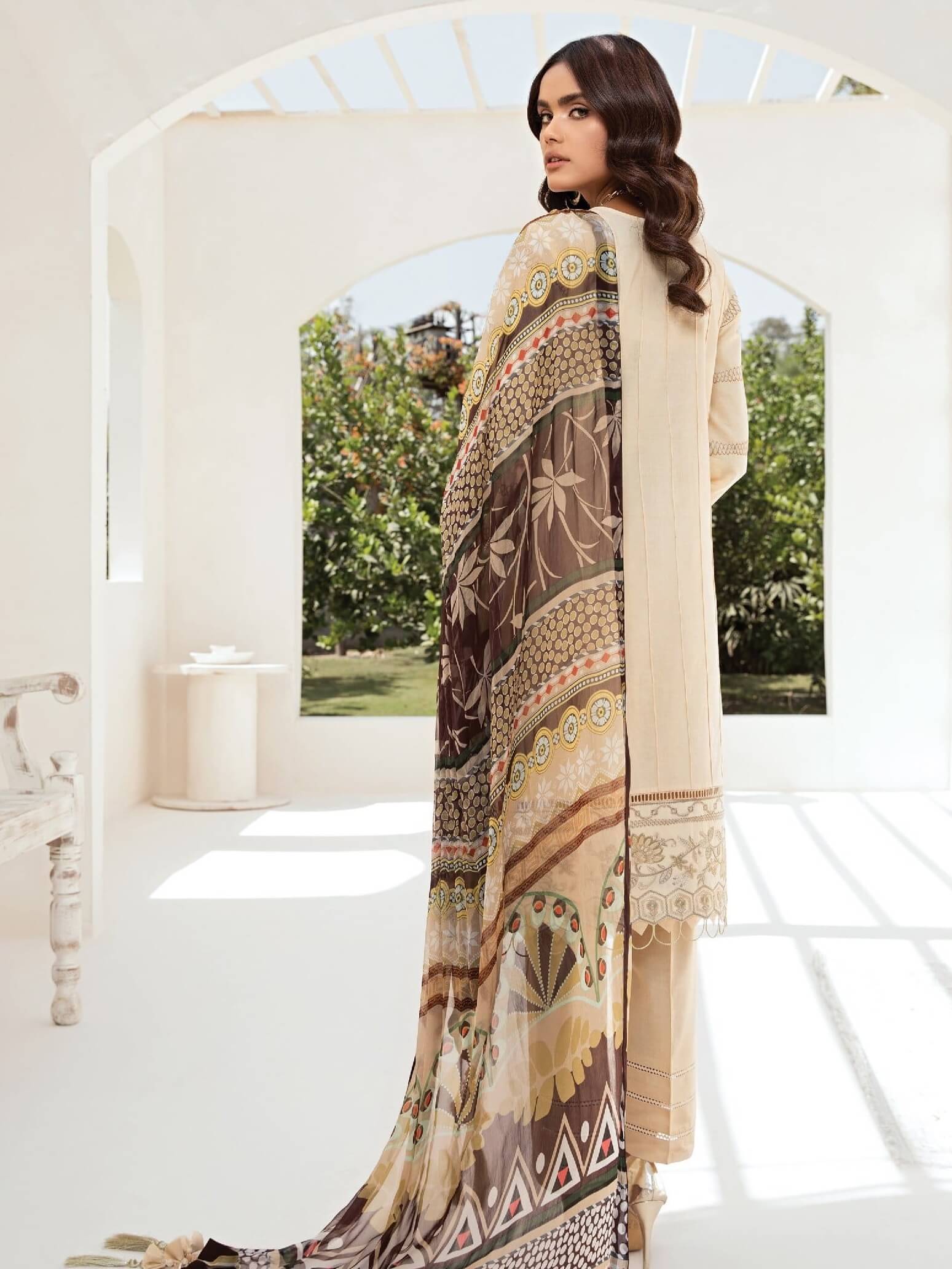 Farasha Festive Lawn Collection`21 D#05