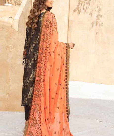 Shaista Farwa Brosha Lawn`21 D#112