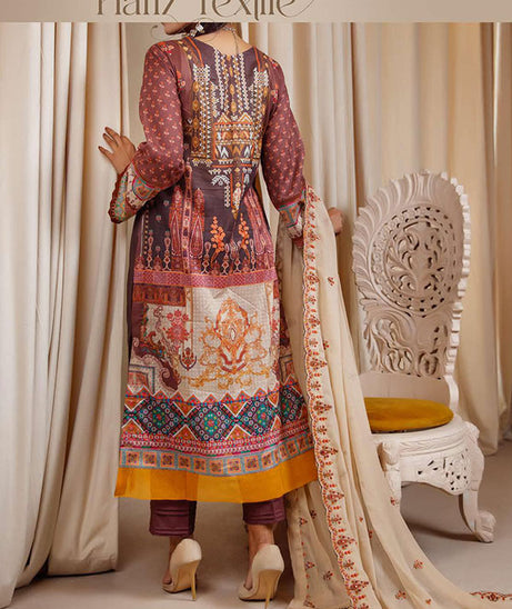 Faryal Hussain Lawn`23 D#7