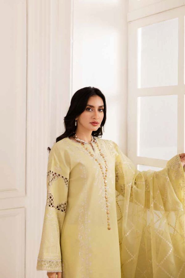 Freesia Mira Luxury Lawn`25 FS #104