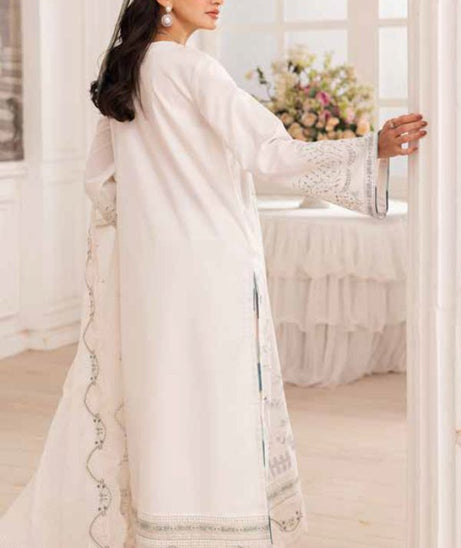 Freesia Mira Luxury Lawn`25 FS #107