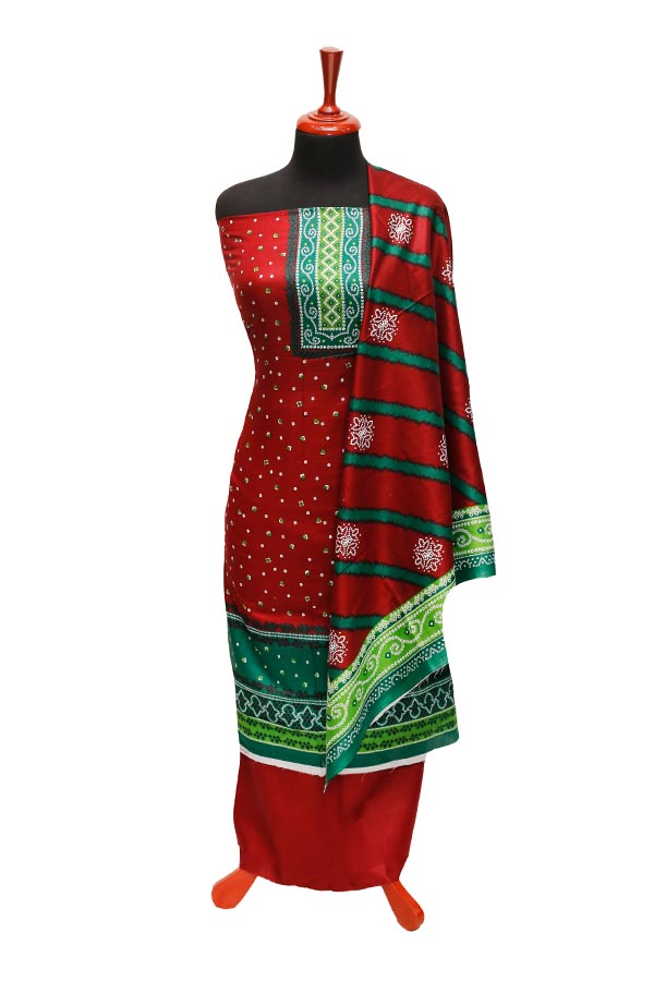Friha &amp; Farha Naz Lawn`22 D#829 Maroon